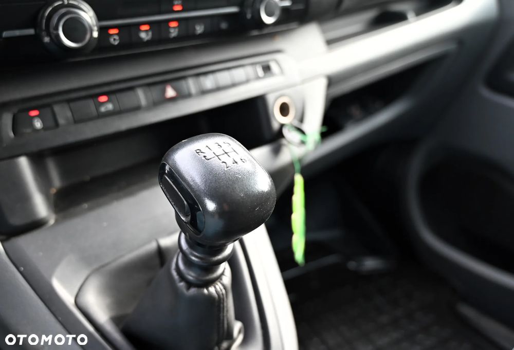 Peugeot Expert - 23