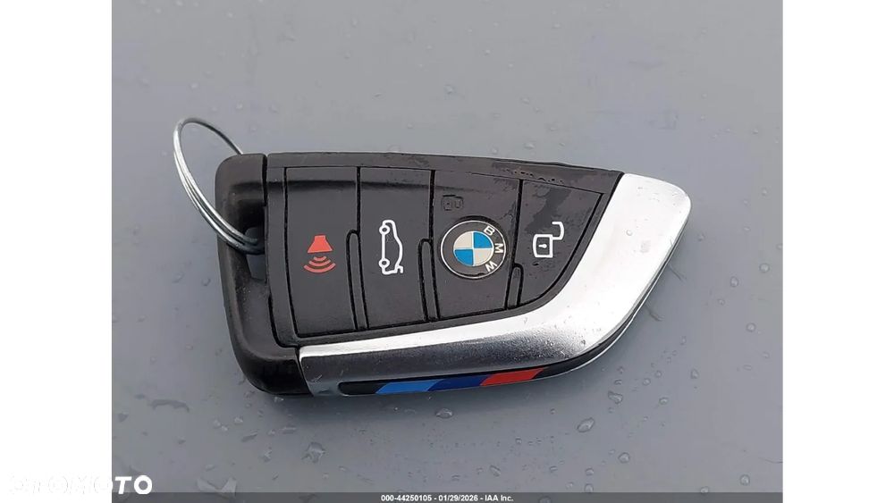 BMW Seria 3 M340i xDrive - 13