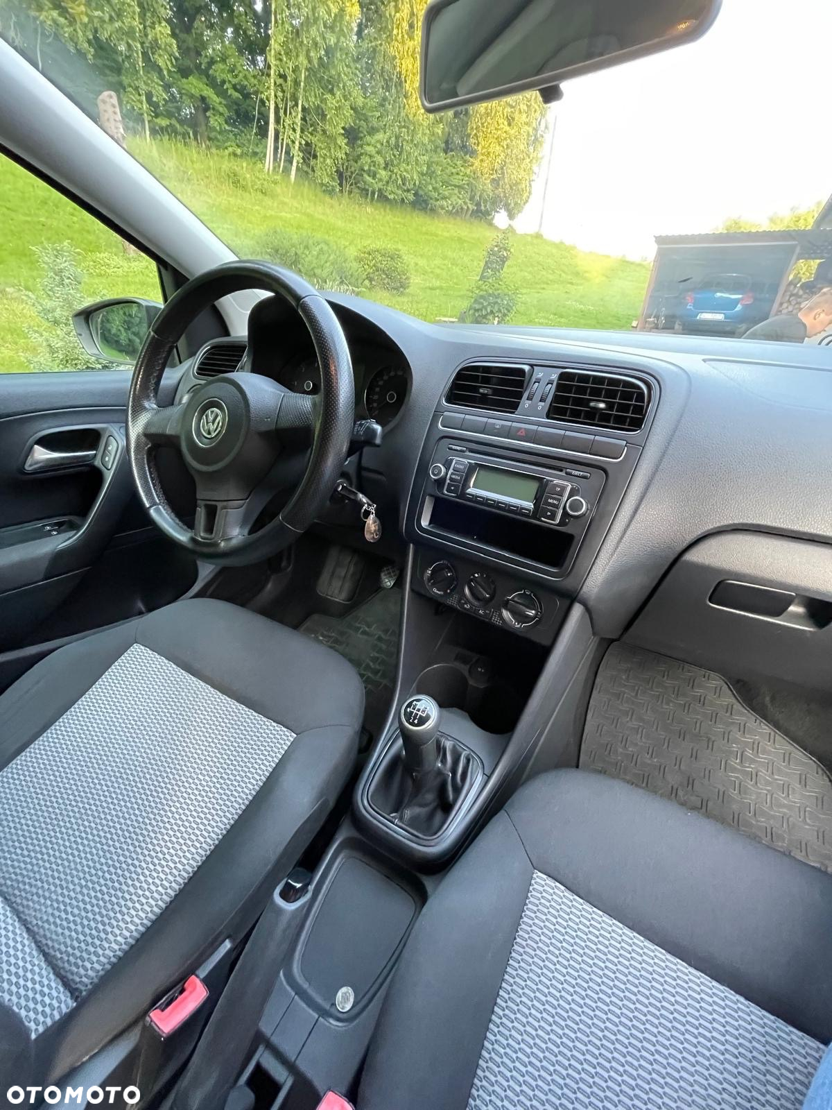 Volkswagen Polo 1.6 TDI DPF Comfortline - 8