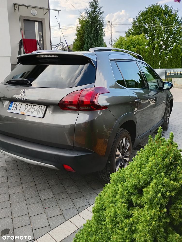 Peugeot 2008 - 4