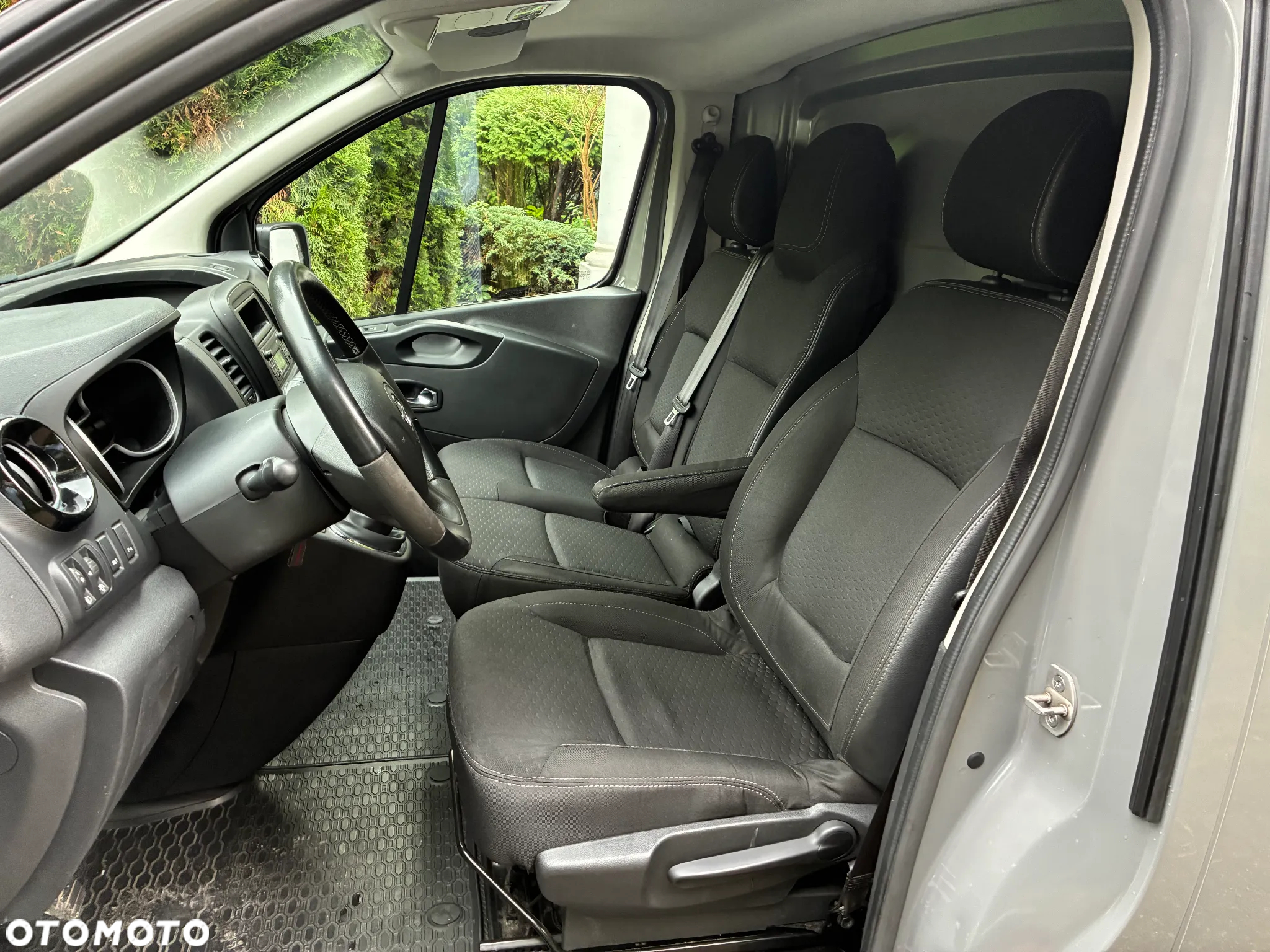 Opel Vivaro LONG Elegance 1.6 CDTI 120 KM Salon PL 2019 - 9