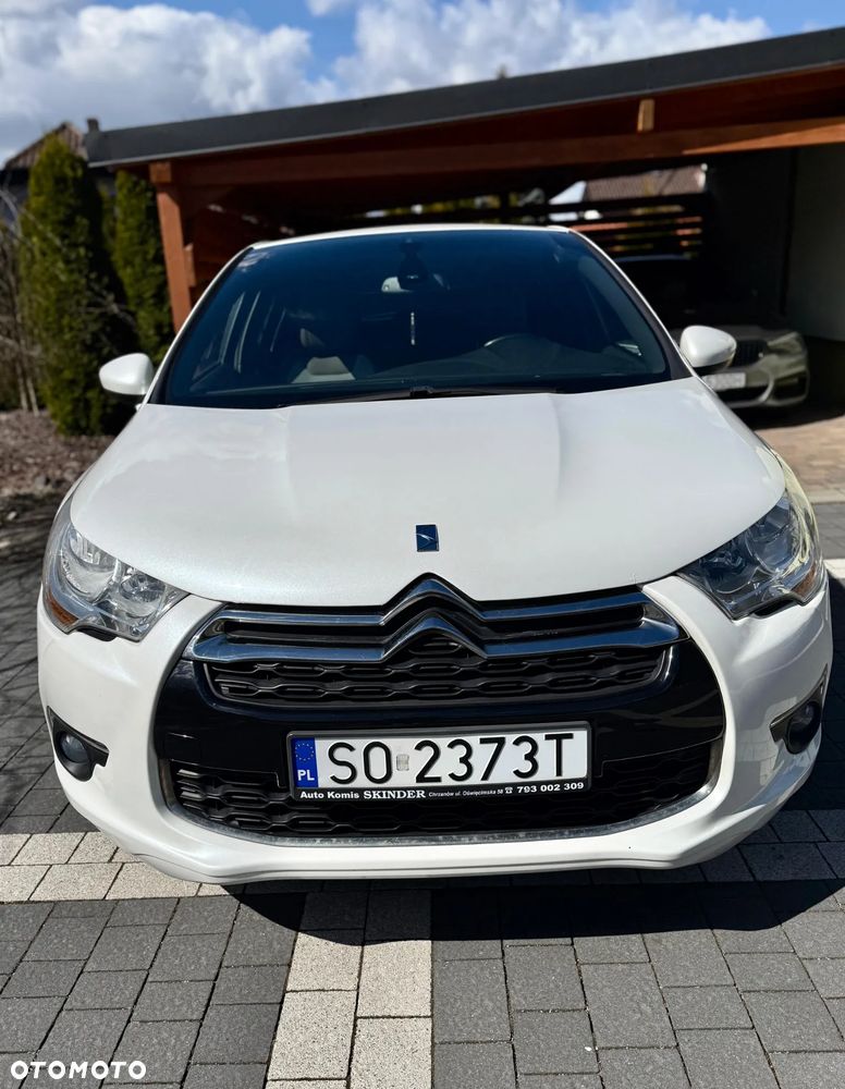 Citroën DS4 HDi 110 SoChic - 13