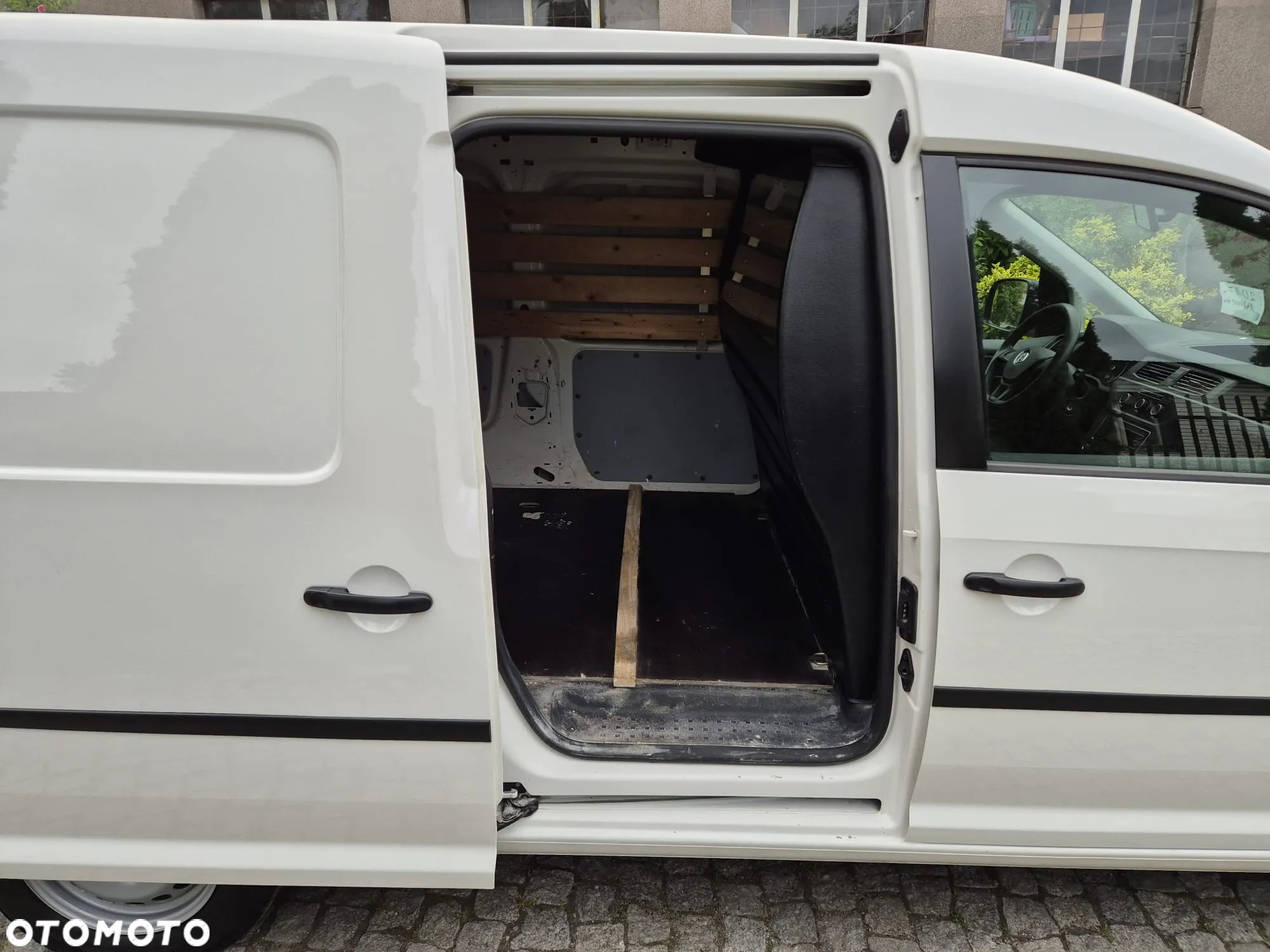 Volkswagen CADDY MAXI - 10