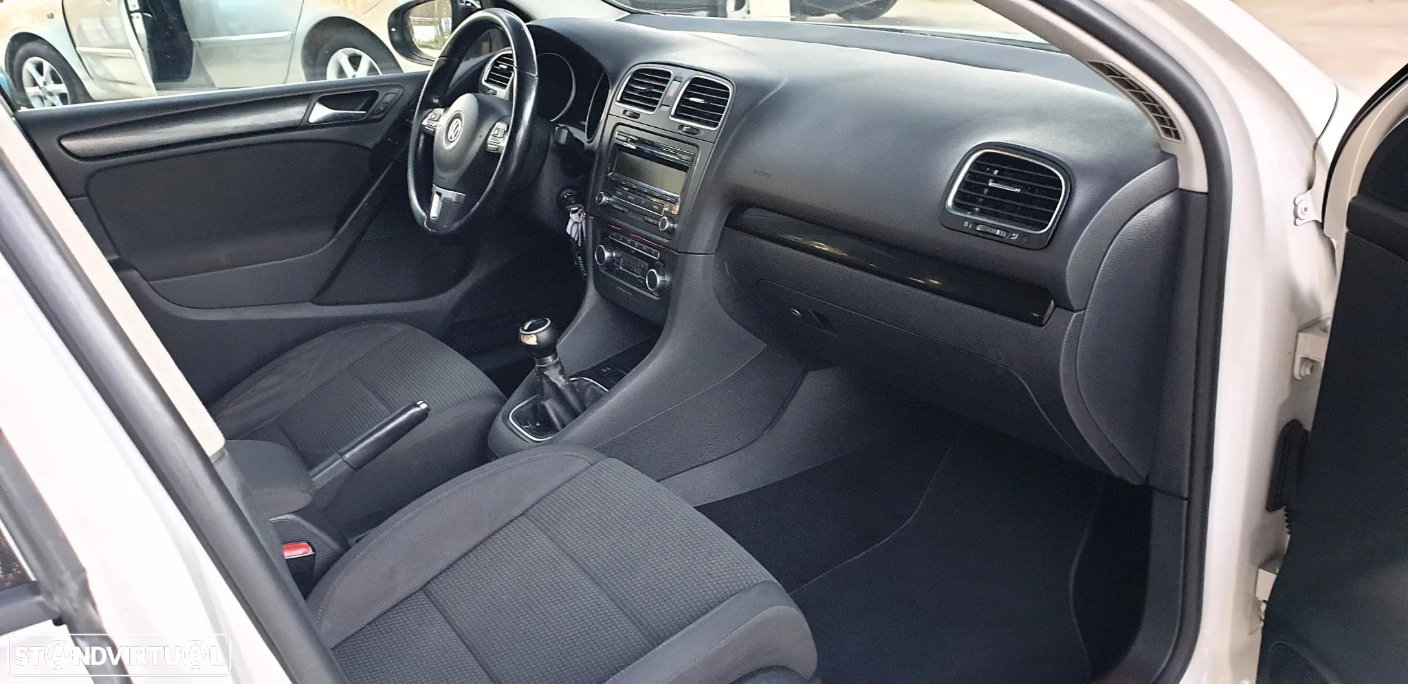 VW Golf 1.6 TDi Edition - 12