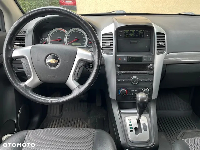 Chevrolet Captiva 2.0 4WD 7 Sitzer Automatik LT - 16