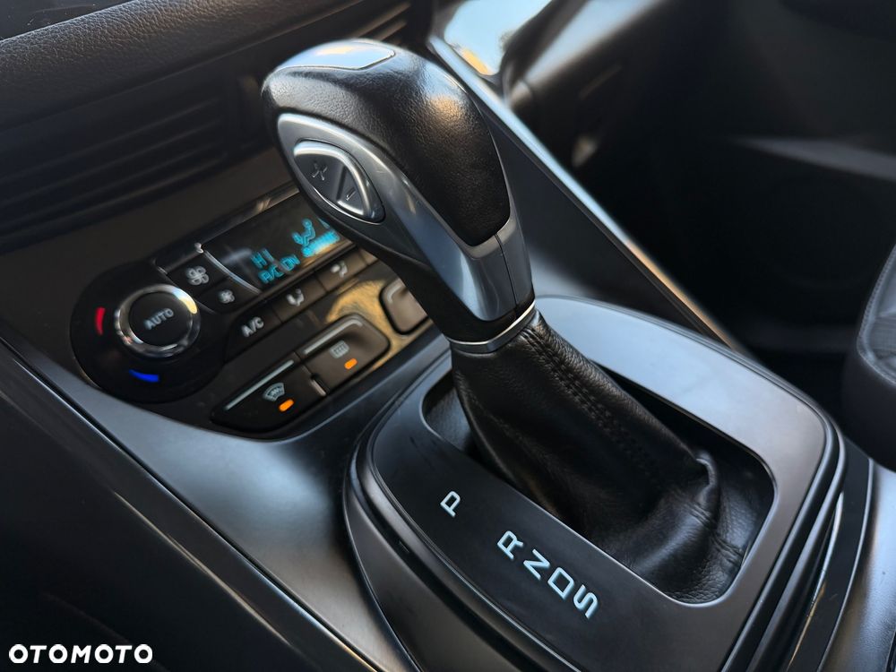 Ford Kuga 2.0 TDCi 4x4 Titanium - 28