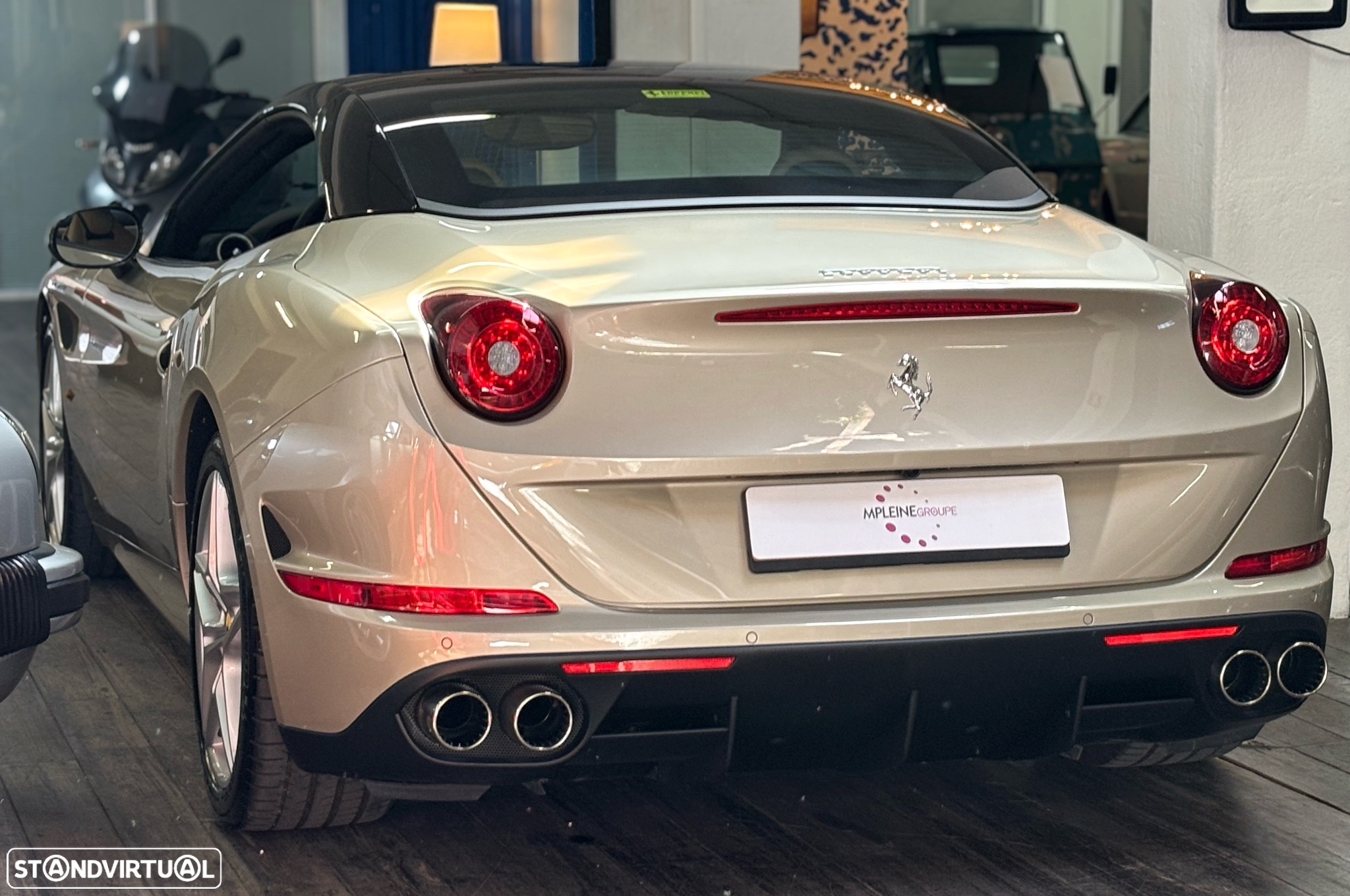 Ferrari California T - 4