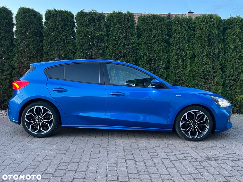 Ford Focus 1.5 EcoBlue Start-Stopp-System ST-LINE - 31