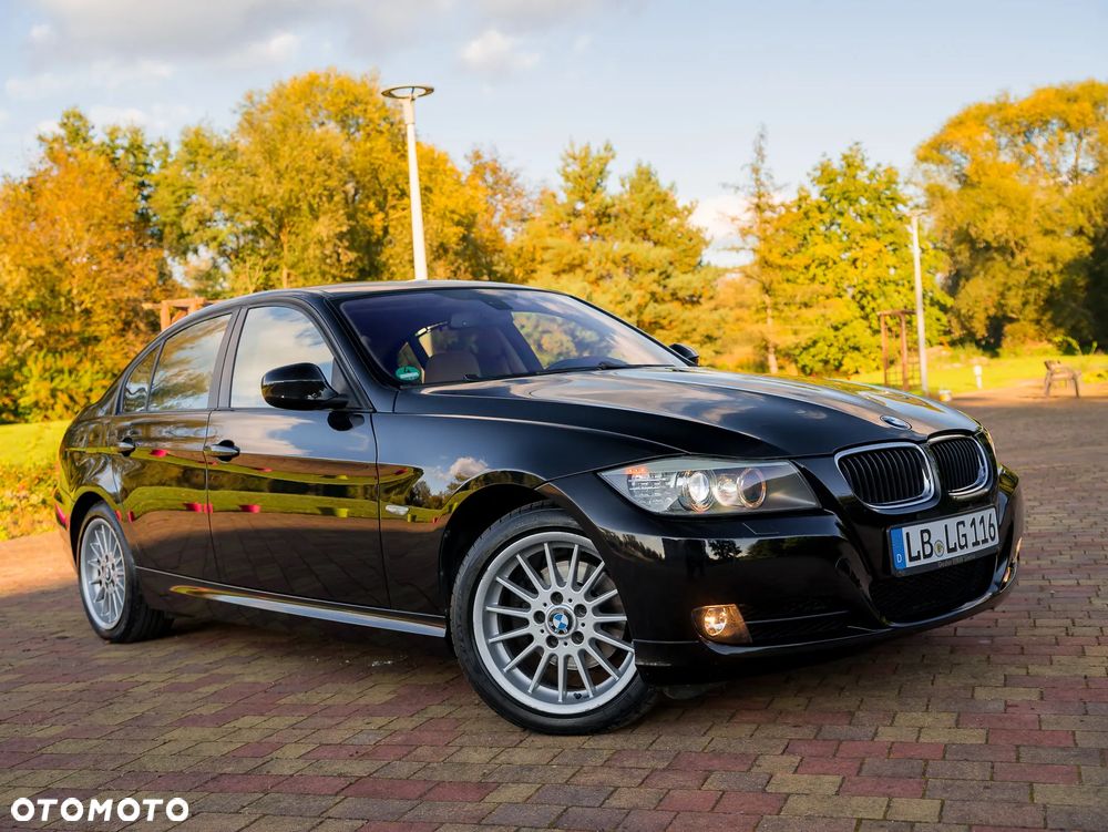BMW Seria 3 318i - 18