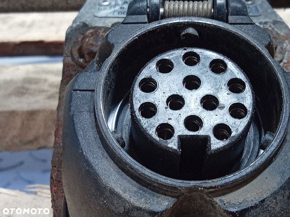 BMW 5 E39 TOURING HAK HOLOWNICZY FABRYCZNY OEM ORIS - 8