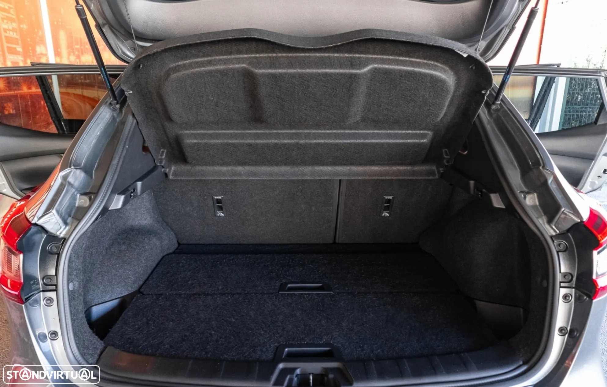 Nissan Qashqai 1.5 dCi N-Connecta J18 - 20