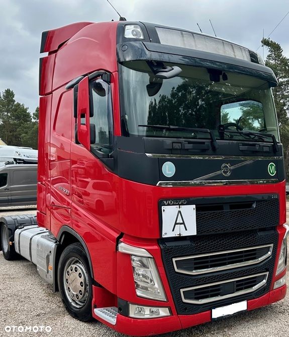 Volvo FH4 500 GLOB XL I-SHIFT IPARCOOL SPOJLERY KLIMA WEBASTO 2xALUTANK LODÓWKA NAVI SKÓRA LOW DECK MEGA EURO 6 2017 ŁADNY - 3