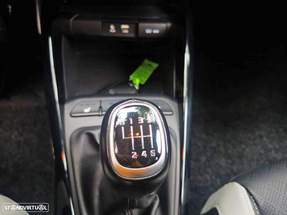Kia Stonic 1.0 T-GDI TX - 20