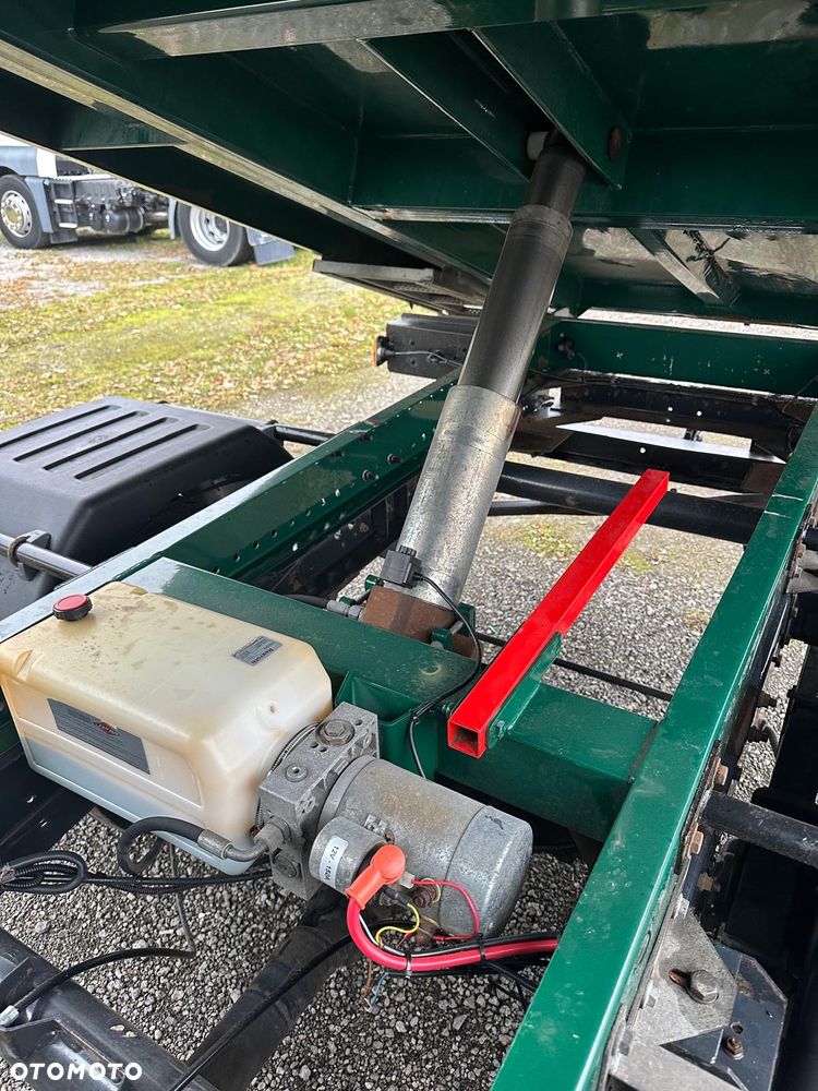 Iveco Daily 35C15 wywrotka 7-os. Bl. Mostu - 9