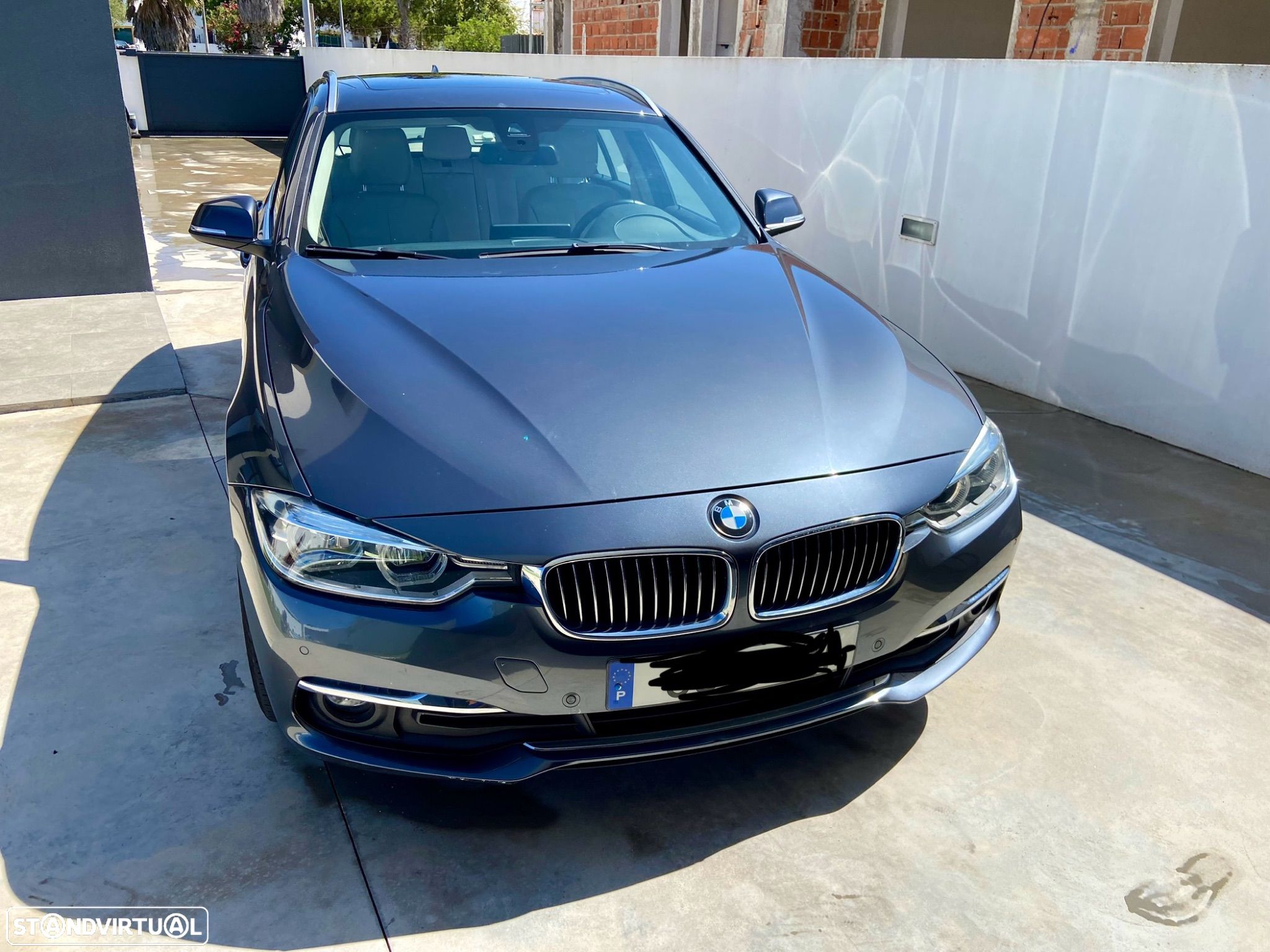 BMW 320 d Touring Line Luxury Auto - 1