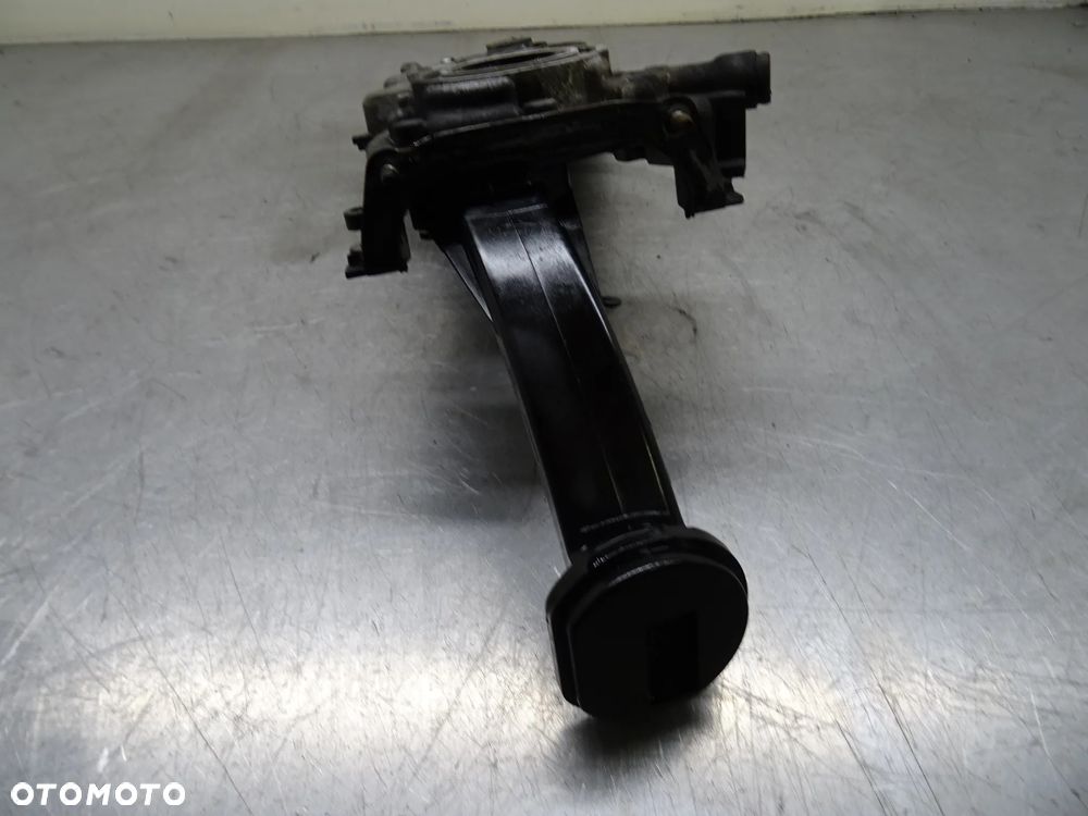 OBUDOWA OSŁONA ROZRZADU POMPA OLEJU MERIVA B A13DTE - 4