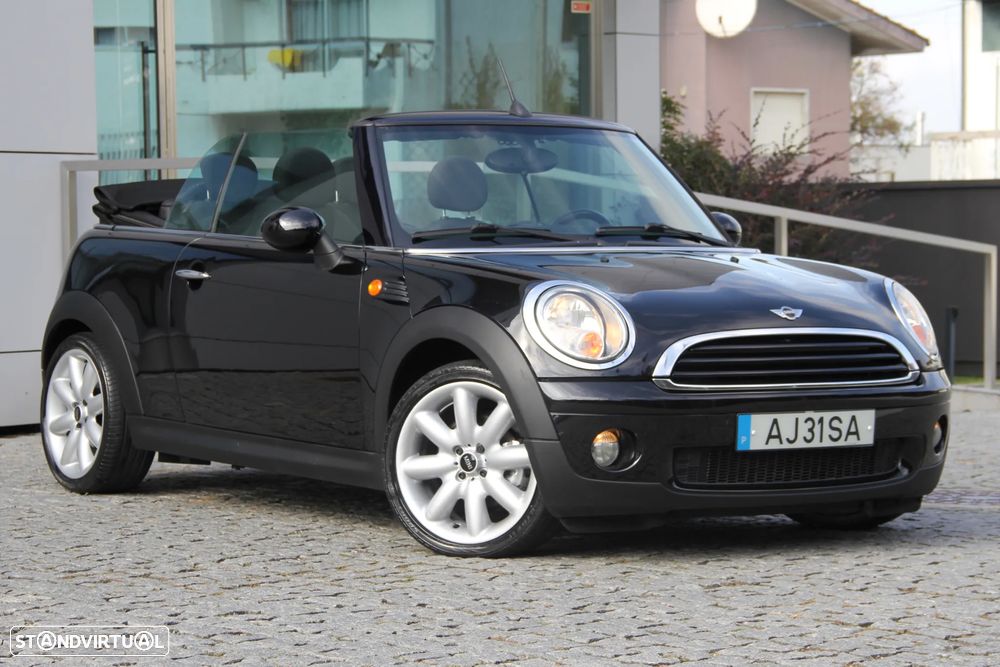 MINI Cabrio