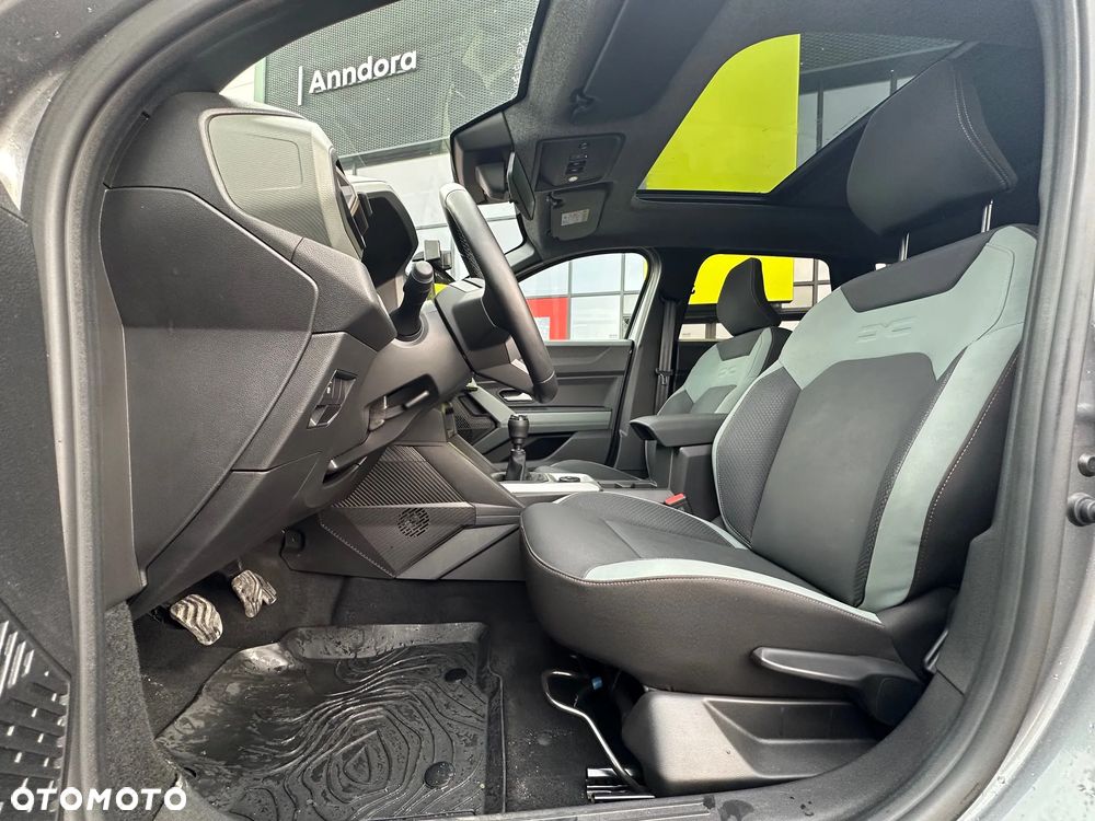 Dacia Bigster 1.2 TCe mHEV Extreme 4x4 - 9