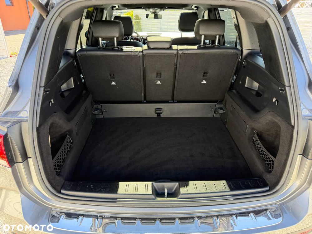 Mercedes-Benz GLB 250 4Matic 8G-DCT - 37
