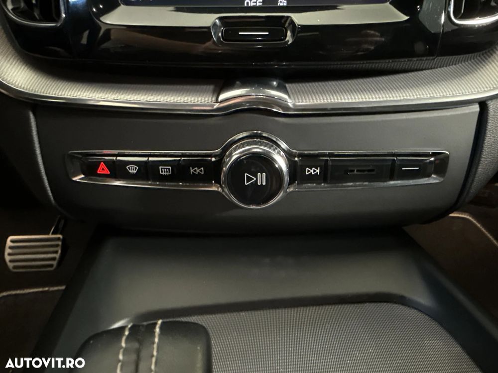 Volvo XC 60 - 18
