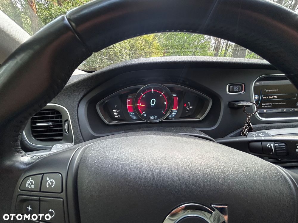 Volvo V40 D2 - 31
