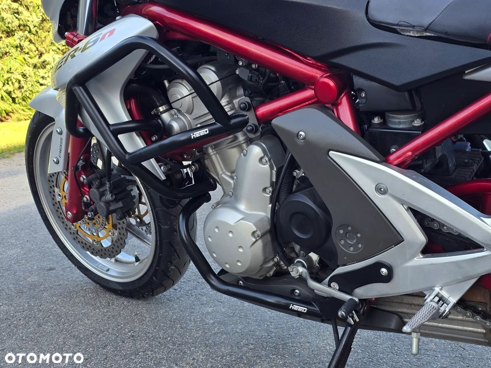 Kawasaki ER - 26