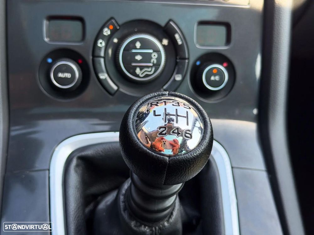 Peugeot 5008 1.6 HDi Allure - 22
