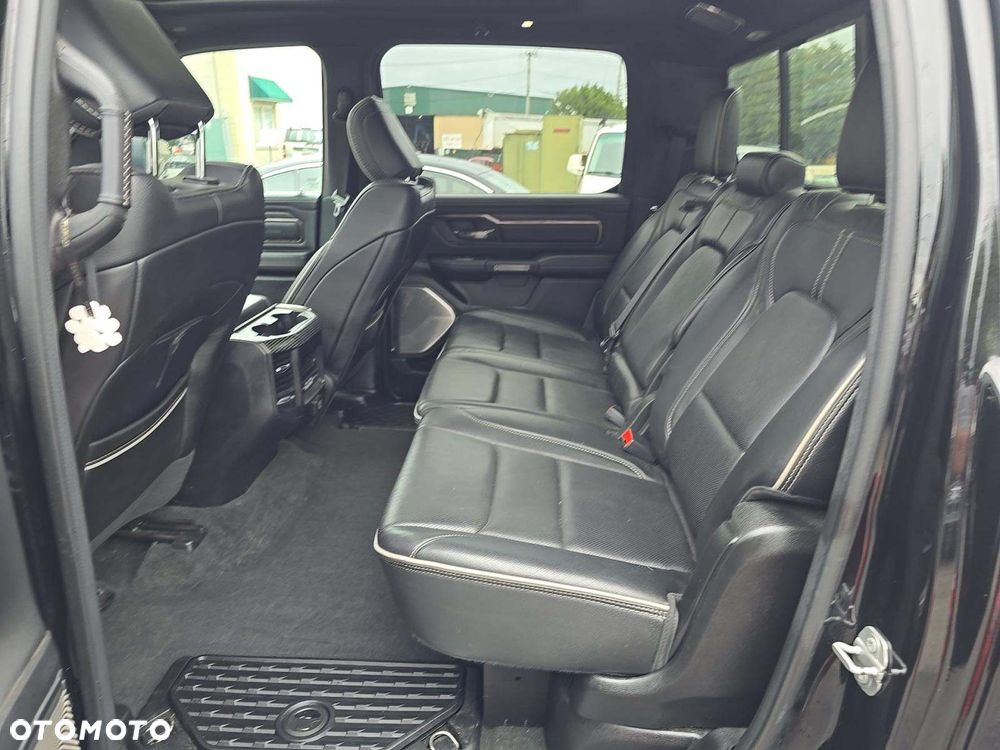 RAM 1500 Crew Cab Laramie - 9