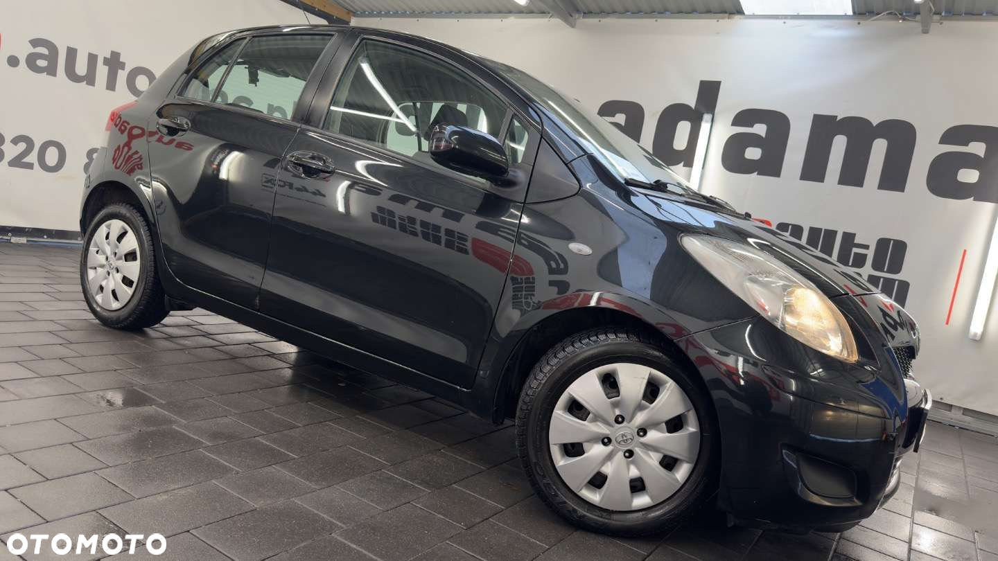 Toyota Yaris - 15