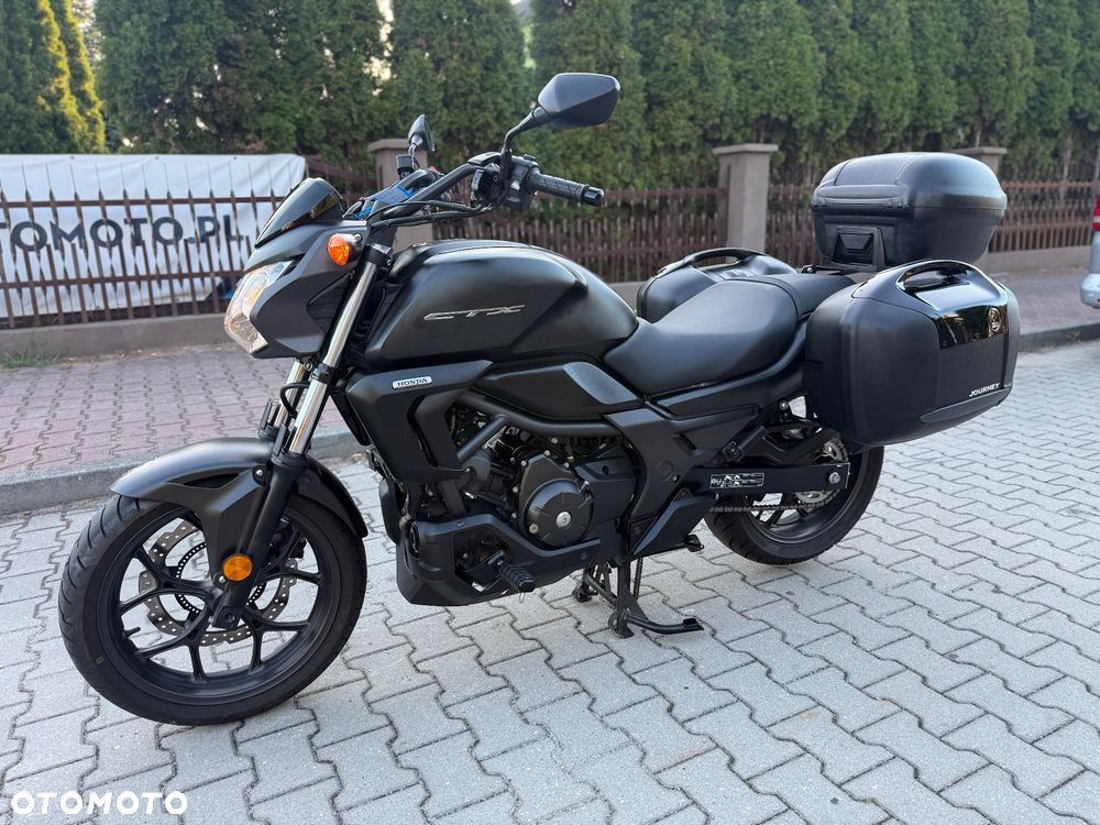 Honda CTX - 16