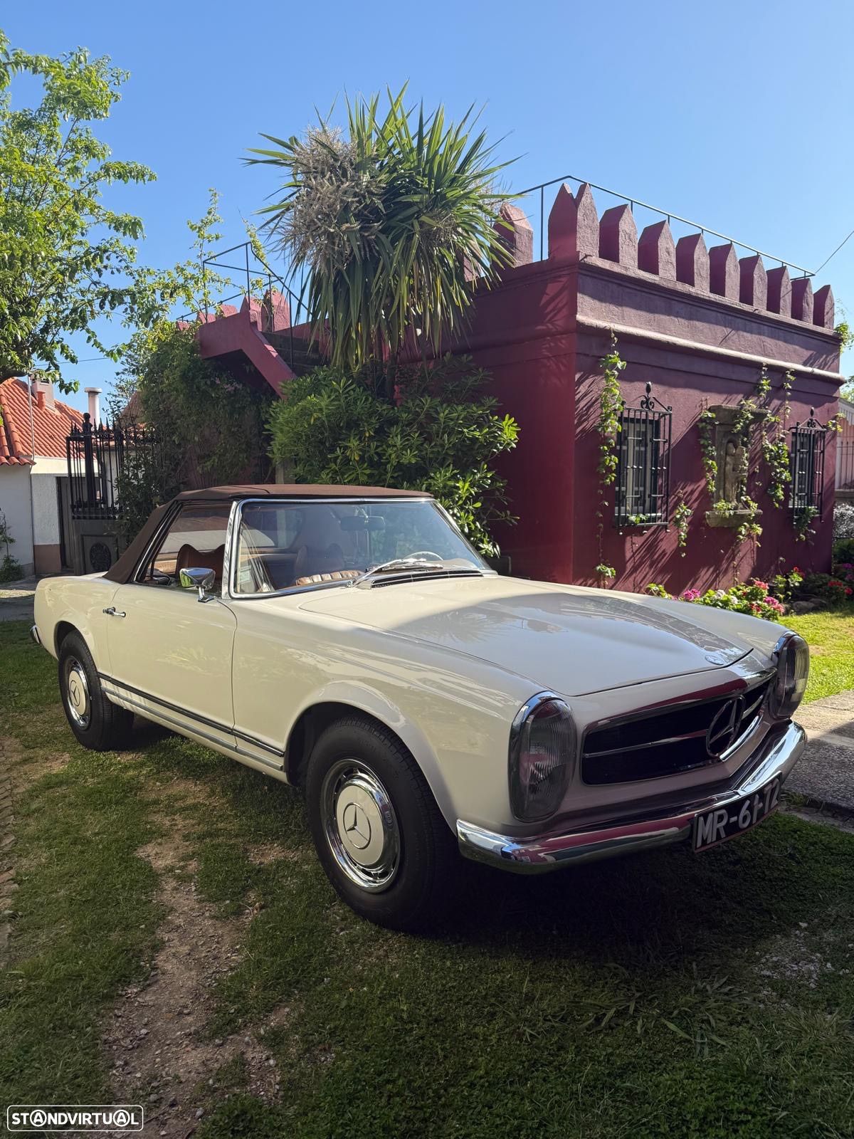 Mercedes-Benz SL 230 - 1