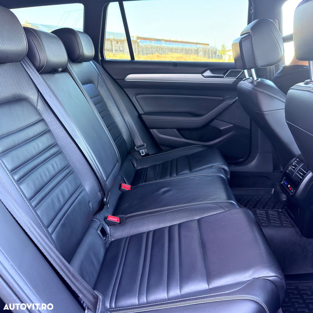 Volkswagen Passat 2.0 TDI DSG R Executive - 14