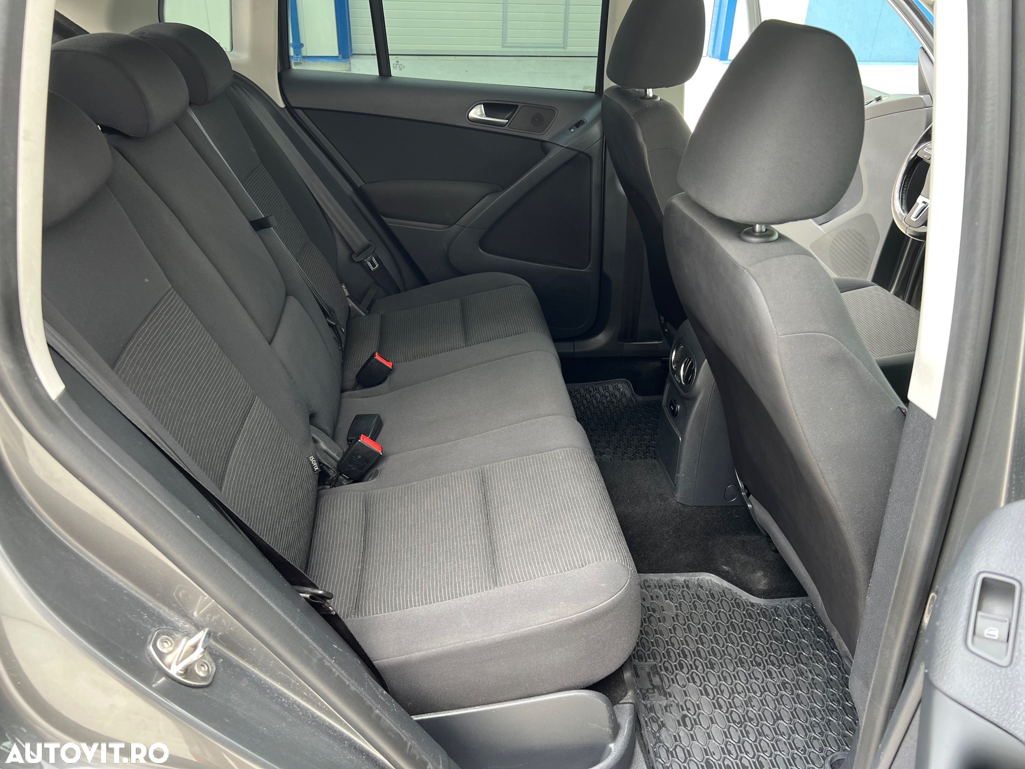 Volkswagen Tiguan 2.0 TDI 4Motion DSG Sport & Style - 13