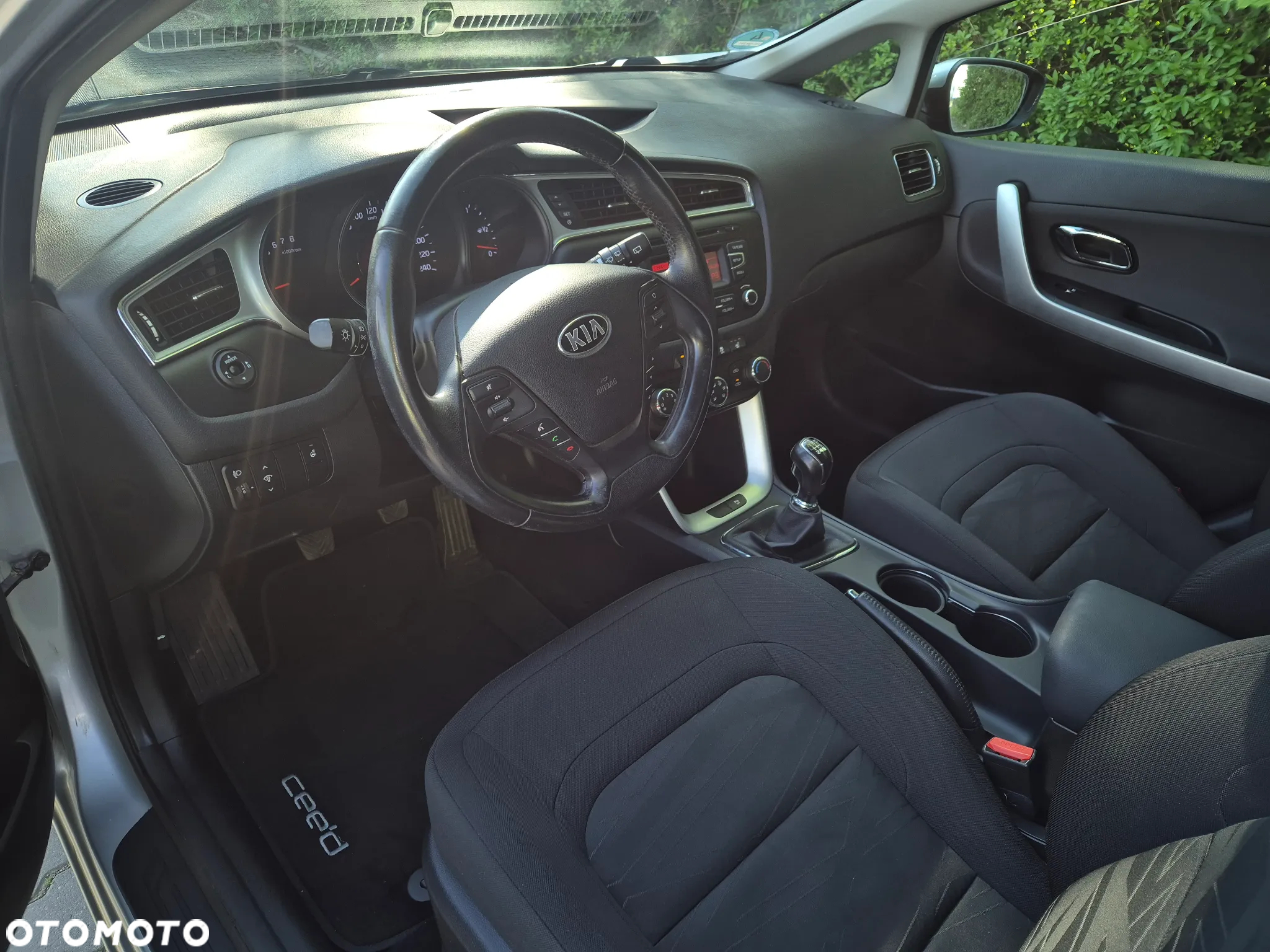 Kia Ceed 1.6 GDI Edition 7 - 8