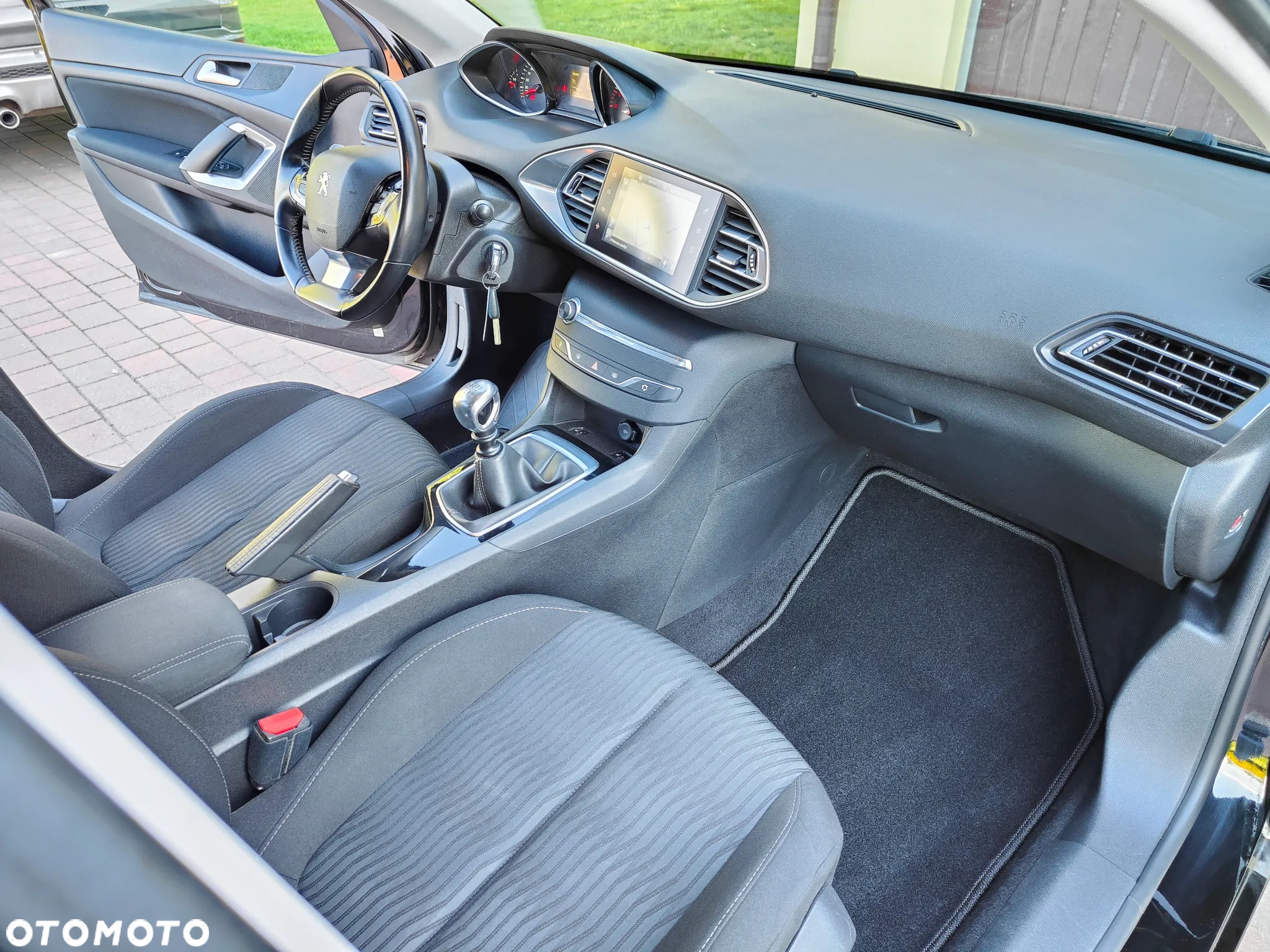 Peugeot 308 - 13