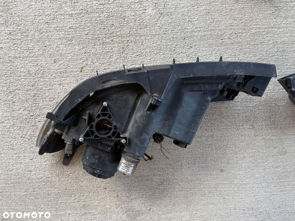 Mazda 3 BK 2003/2008r hatchback 5 drzwi , sedan 4drzwi xenon komplet Lampa przednia reflektor Xenon Ksenonowy wersja Europejska spryskiwacze lamp zbiornik spryskiwaczy lampy tyl halogeny grill i inne cześć - 9