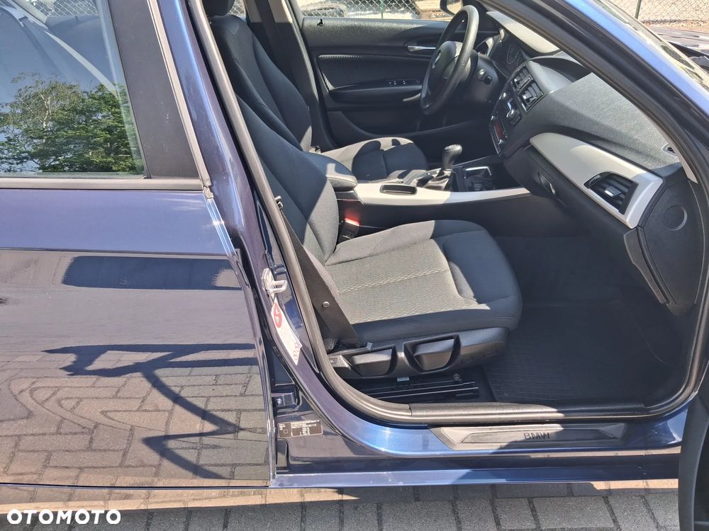 BMW Seria 1 116i Urban Line - 11