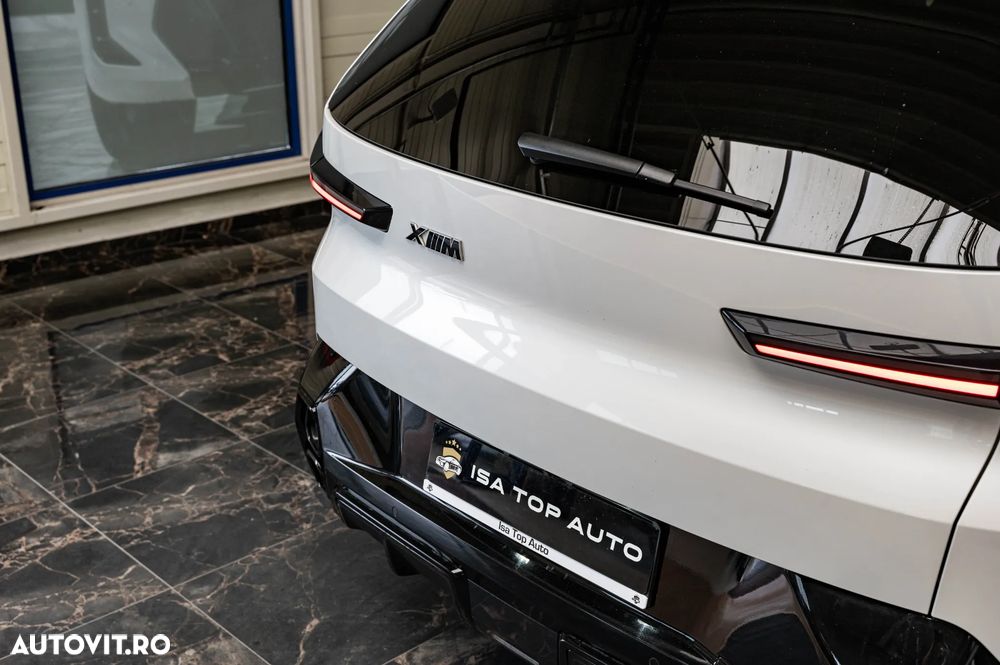 BMW XM 50e - 5