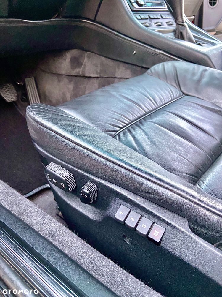 BMW Seria 8 - 20