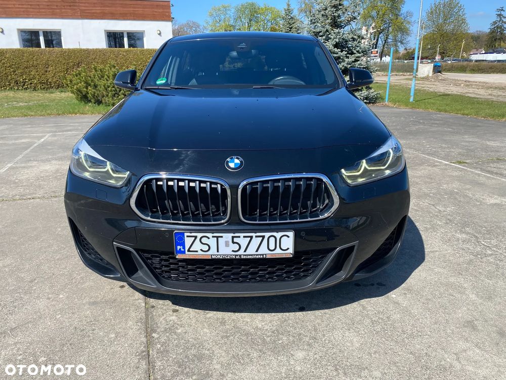 BMW X2 sDrive18d Edition M Mesh - 2