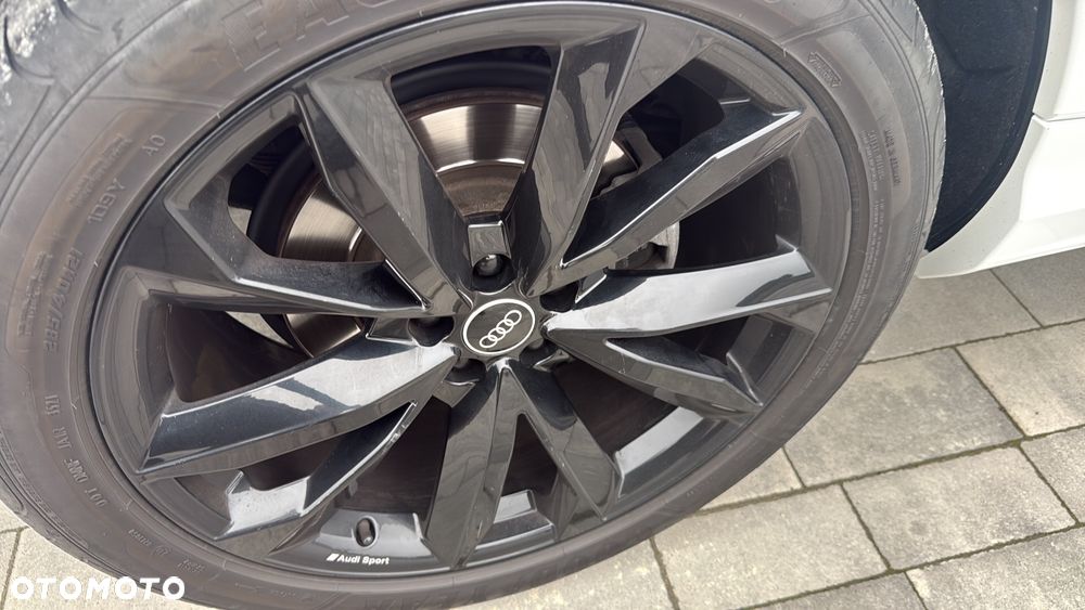 Audi Q7 - 7