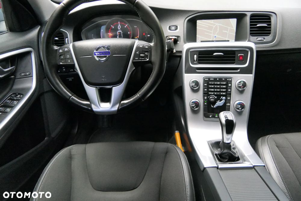 Volvo S60 D3 Drive-E Momentum - 2