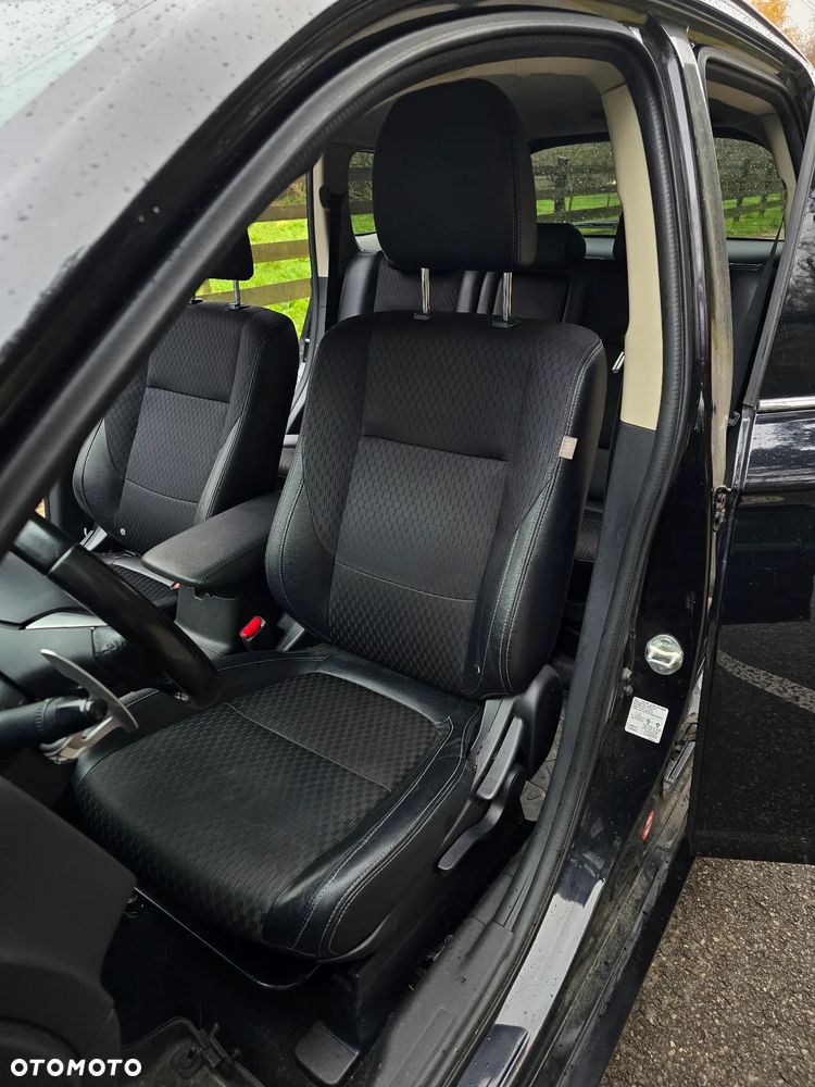 Mitsubishi Outlander - 20