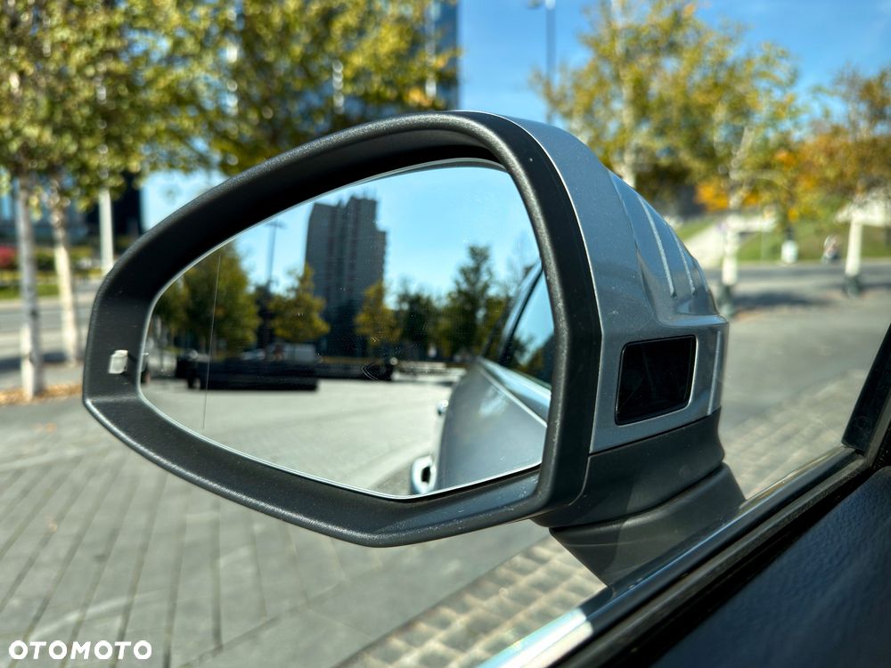 Audi A4 Avant - 30