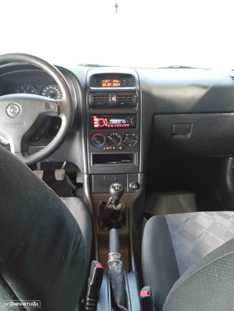 Opel Astra - 9
