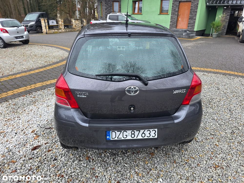 Toyota Yaris 1.33 VVT-i Life - 6