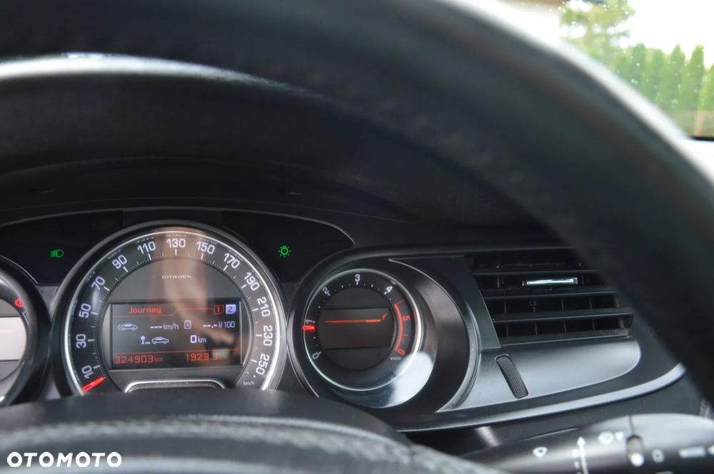 Citroën C5 HDi 165 FAP CrossTourer - 14