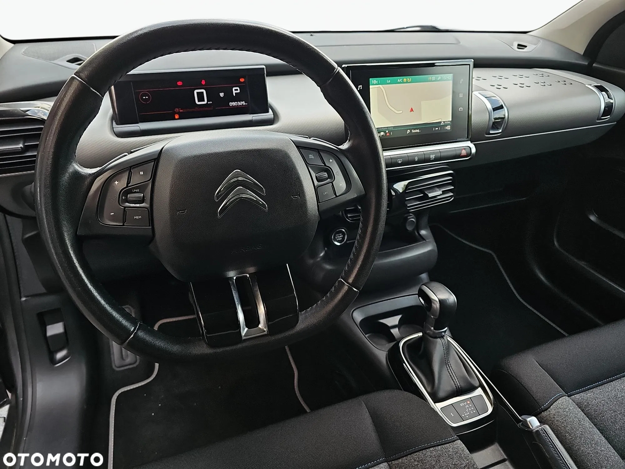 Citroën C4 Cactus 1.2 PureTech Shine S&S EAT6 - 11