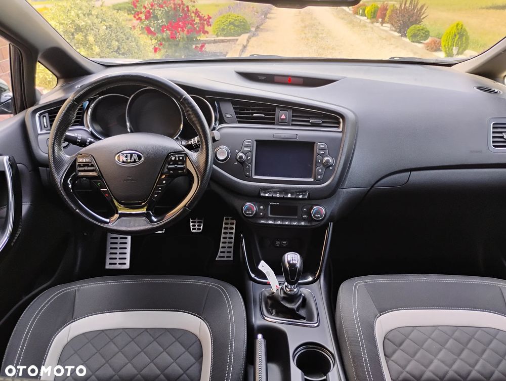 Kia Ceed 1.6 CRDi 136 ISG GT Line - 7