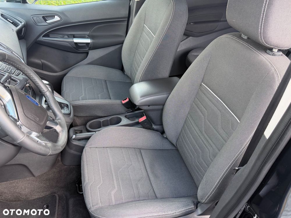 Ford Tourneo Connect - 13